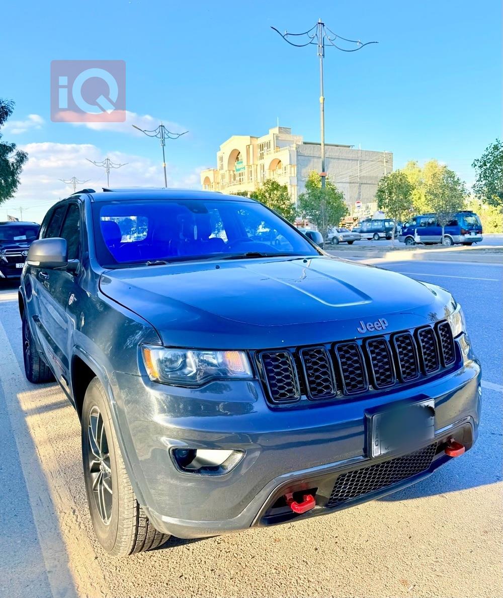 جيب جراند شيروكي